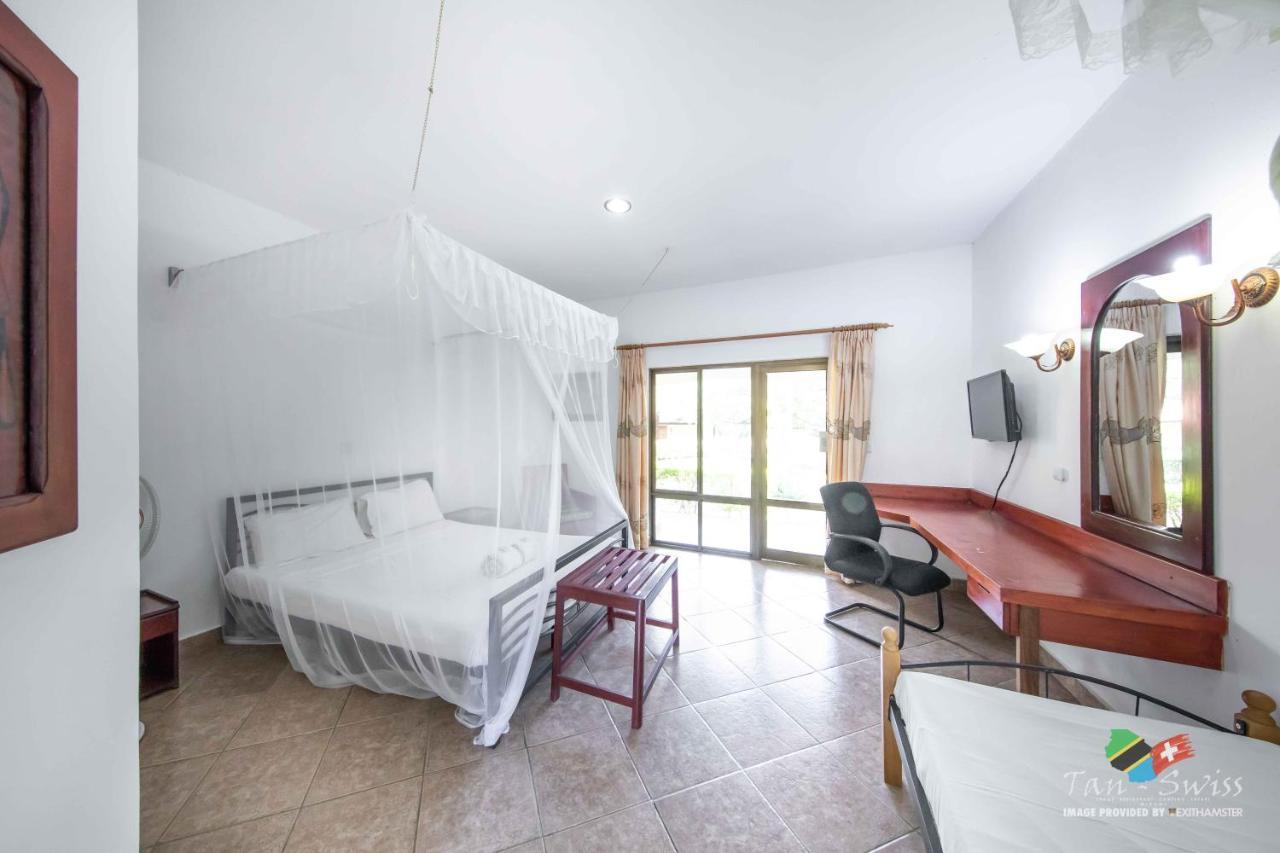 Tan-Swiss Lodge Mikumi المظهر الخارجي الصورة
