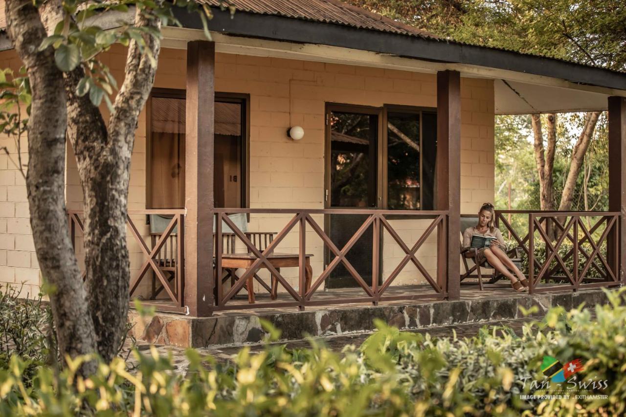 Tan-Swiss Lodge Mikumi المظهر الخارجي الصورة