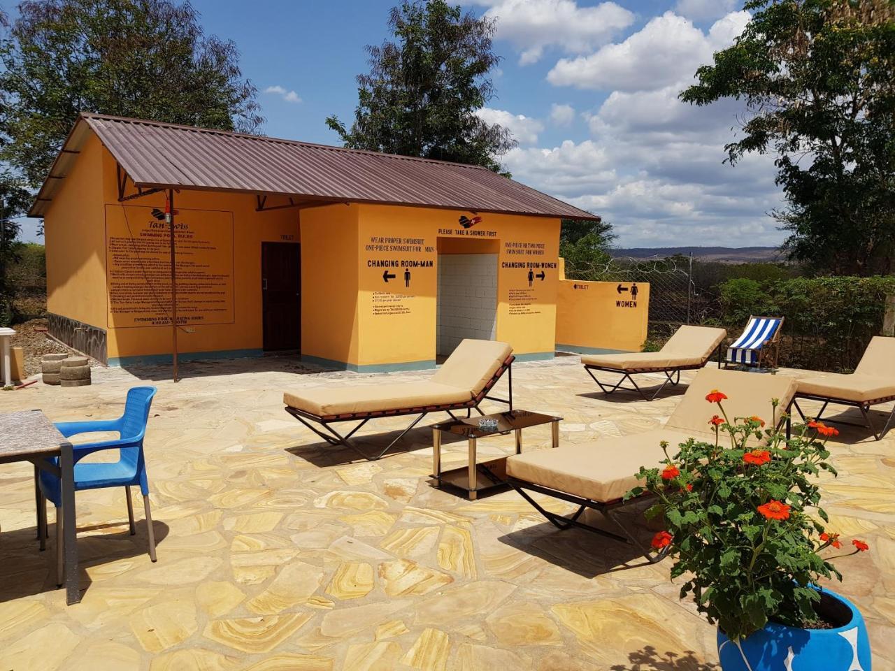 Tan-Swiss Lodge Mikumi المظهر الخارجي الصورة